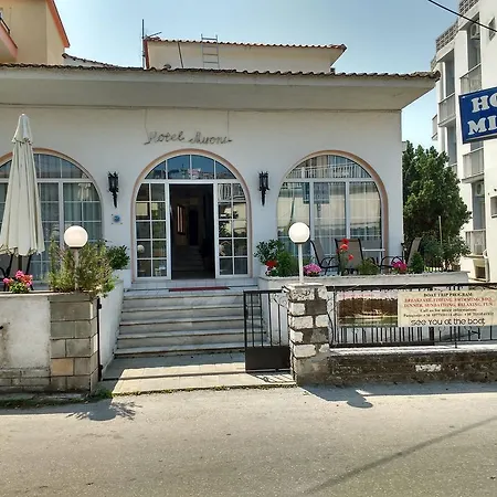 Otel Mironi & Victoria 2*