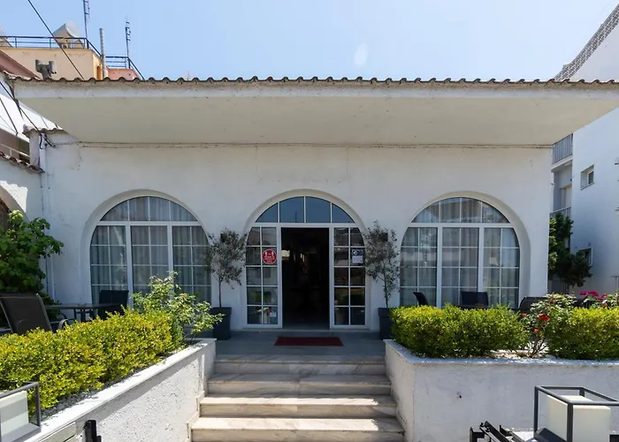 Mironi & Victoria 2* Limenas (Thasos)